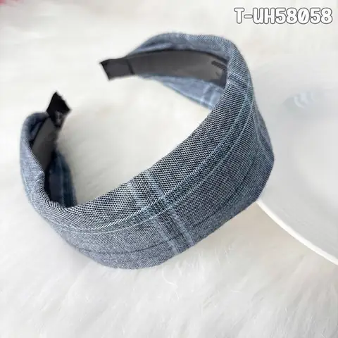 Băng Đô Cài Tóc Bản To: Hướng Dẫn Chọn Mua & Phối Đồ Sang Chảnh
