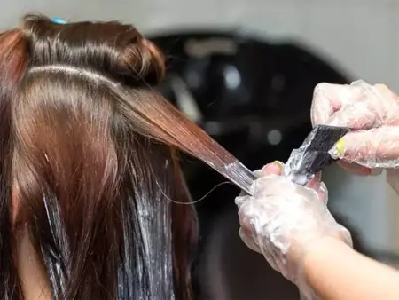 Bầu 7 Tháng Nhuộm Tóc Được Không? Lưu Ý An Toàn Cho Mẹ Và Bé Bầu 7 Tháng Nhuộm Tóc Được Không? Lưu Ý An Toàn Cho Mẹ Và Bé