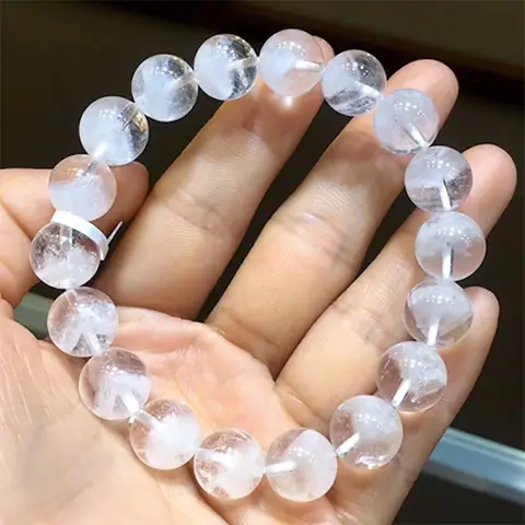 Cách Đánh Bóng Đá Thạch Anh Tóc Tự Nhiên Tại Nhà: Hướng Dẫn Chi Tiết Cách Đánh Bóng Đá Thạch Anh Tóc Tự Nhiên Tại Nhà: Hướng Dẫn Chi Tiết