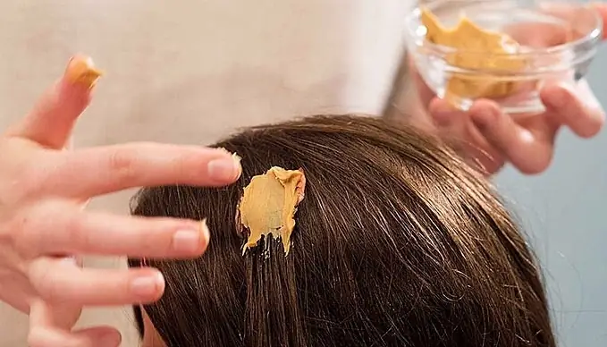 7+ Cách Gỡ Kẹo Cao Su Ra Khỏi Tóc Nhanh Chóng, Hiệu Quả Mà Không Làm Hỏng Tóc 7+ Cách Gỡ Kẹo Cao Su Ra Khỏi Tóc Nhanh Chóng, Hiệu Quả Mà Không Làm Hỏng Tóc