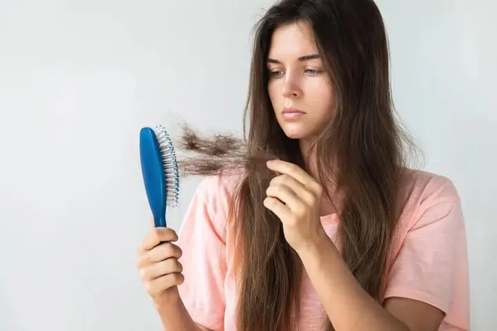 9+ Cách Khắc Phục Tóc Rụng Nhiều Hiệu Quả, An Toàn Tại Nhà 9+ Cách Khắc Phục Tóc Rụng Nhiều Hiệu Quả, An Toàn Tại Nhà