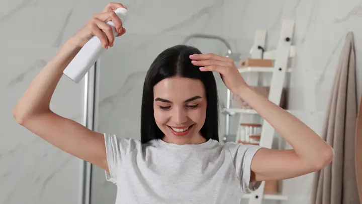 15+ Cách Làm Tóc Hết Bết Không Cần Gội Hiệu Quả & Tức Thì 15+ Cách Làm Tóc Hết Bết Không Cần Gội Hiệu Quả & Tức Thì
