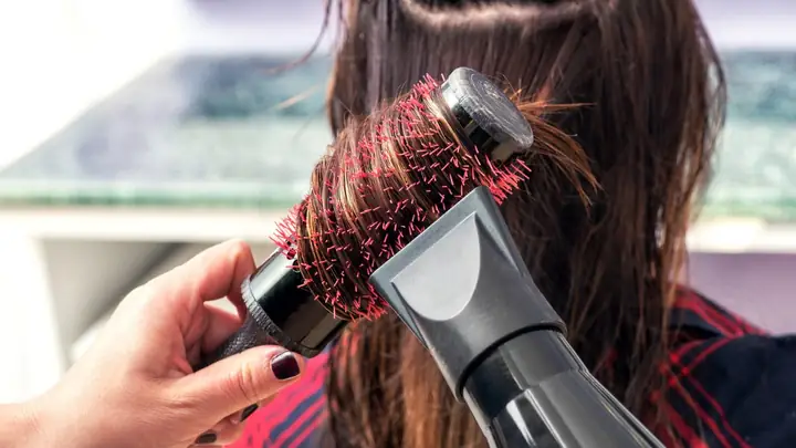 9+ Cách Sấy Tóc Nhanh Khô Hiệu Quả & Không Hư Tổn Chuẩn Salon