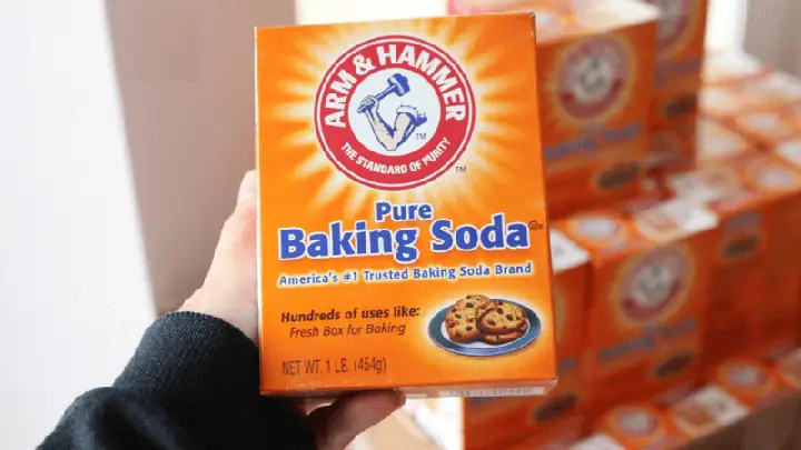 Cách Tẩy Bớt Màu Tóc Nhuộm Đen Tại Nhà Hiệu Quả & An Toàn Cách Tẩy Bớt Màu Tóc Nhuộm Đen Tại Nhà Hiệu Quả & An Toàn
