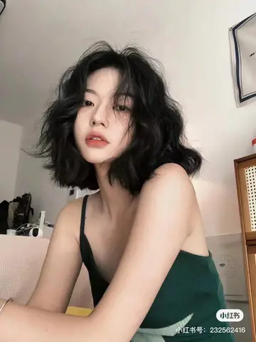 7+ Cách Uốn Tóc Ngắn Tại Nhà Siêu Dễ Giữ Nếp Lâu 7+ Cách Uốn Tóc Ngắn Tại Nhà Siêu Dễ Giữ Nếp Lâu