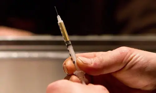 Cắt Tóc Bị Trầy Xước: Hiểu Rõ Nguy Cơ Và Cách Xử Lý An Toàn