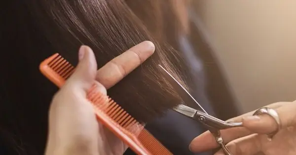 Tháng Cô Hồn Có Nên Cắt Tóc Không? Giải Đáp Quan Niệm Dân Gian & Khoa Học Tháng Cô Hồn Có Nên Cắt Tóc Không? Giải Đáp Quan Niệm Dân Gian & Khoa Học
