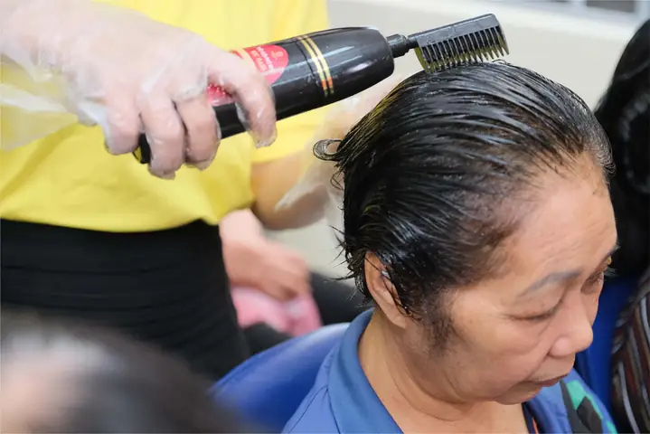 Có Nên Dùng Dầu Gội Đen Tóc Phủ Bạc Không? Lợi Ích, Tác Hại Và Lưu Ý Quan Trọng