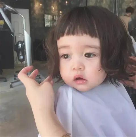 Có Nên Làm Tóc Xoăn Cho Bé: Lời Khuyên Từ Chuyên Gia An Toàn Và Sức Khỏe Có Nên Làm Tóc Xoăn Cho Bé: Lời Khuyên Từ Chuyên Gia An Toàn Và Sức Khỏe