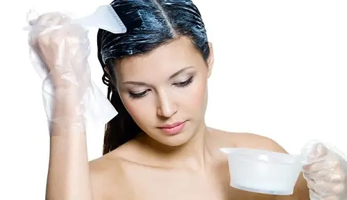 Có Nên Tự Nhuộm Tóc Tại Nhà? Lợi Ích, Rủi Ro & Lời Khuyên Từ Chuyên Gia Có Nên Tự Nhuộm Tóc Tại Nhà? Lợi Ích, Rủi Ro & Lời Khuyên Từ Chuyên Gia