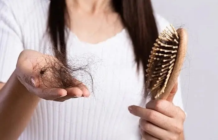 Cứ Gội Đầu Là Bị Rụng Tóc: Nguyên Nhân, Cách Khắc Phục & Phòng Ngừa Hiệu Quả Cứ Gội Đầu Là Bị Rụng Tóc: Nguyên Nhân, Cách Khắc Phục & Phòng Ngừa Hiệu Quả