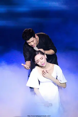 Dạ Cổ Hoài Lang Tóc Tiên: Lời Bài Hát, Lịch Sử Và Phản Ứng Cộng Đồng Dạ Cổ Hoài Lang Tóc Tiên: Lời Bài Hát, Lịch Sử Và Phản Ứng Cộng Đồng