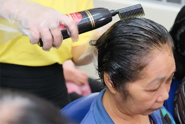Dầu Gội Đen Tóc Có Hại Không? Sự Thật Và Lời Khuyên An Toàn Dầu Gội Đen Tóc Có Hại Không? Sự Thật Và Lời Khuyên An Toàn