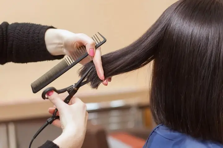 Đầu Năm Có Nên Cắt Tóc? Giải Đáp Quan Niệm Dân Gian & Ngày Tốt Theo Chuyên Gia Seo