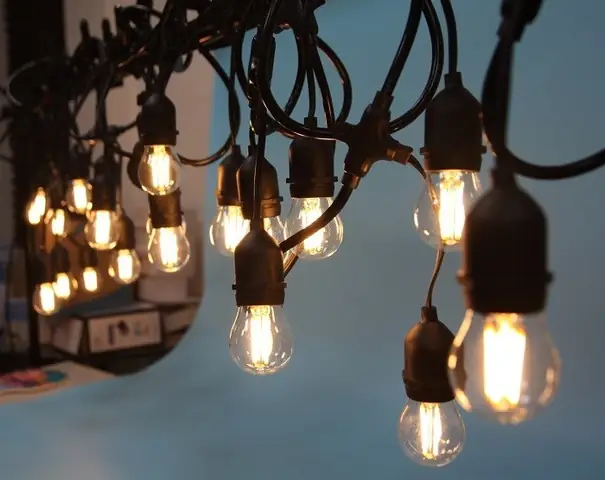 Đèn Sợi Tóc Trang Trí: Hướng Dẫn Chi Tiết Từ A-z Về Lựa Chọn & Ứng Dụng