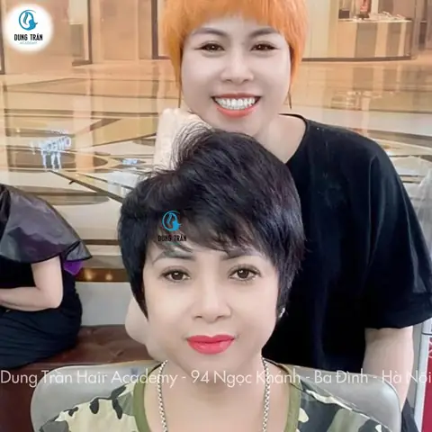 Top Địa Chỉ Cắt Tóc Ngắn Đẹp Hà Nội: Chọn Kiểu Tóc Phù Hợp & Salon Uy Tín Top Địa Chỉ Cắt Tóc Ngắn Đẹp Hà Nội: Chọn Kiểu Tóc Phù Hợp & Salon Uy Tín