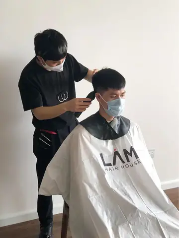 Dịch Vụ Cắt Tóc Tại Nhà Hà Nội: Tiện Lợi, Chất Lượng & Giá Tốt Nhất Dịch Vụ Cắt Tóc Tại Nhà Hà Nội: Tiện Lợi, Chất Lượng & Giá Tốt Nhất