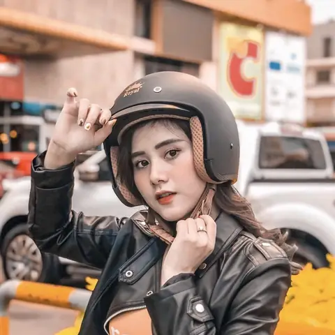 Bí Quyết Đội Nón Bảo Hiểm Không Xẹp Tóc Mái: Hướng Dẫn Toàn Diện Cho Cả Nam Lẫn Nữ