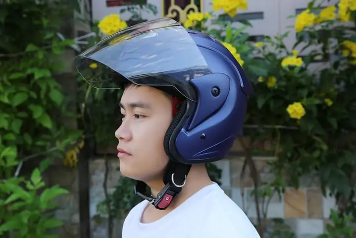 Bí Quyết Đội Nón Bảo Hiểm Không Xẹp Tóc Mái: Hướng Dẫn Toàn Diện Cho Cả Nam Lẫn Nữ