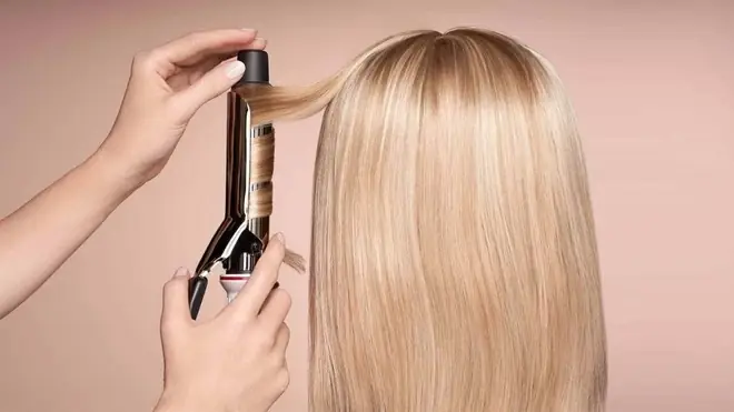 Dưỡng Tóc Trước Khi Dùng Nhiệt: Bí Quyết Giữ Tóc Khỏe, Mượt Mà Hoàn Hảo Dưỡng Tóc Trước Khi Dùng Nhiệt: Bí Quyết Giữ Tóc Khỏe, Mượt Mà Hoàn Hảo