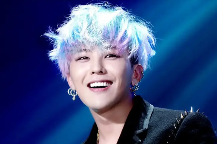 G-dragon Tóc Bạch Kim: Biểu Tượng Thời Trang Và Phong Cách Sành Điệu G-dragon Tóc Bạch Kim: Biểu Tượng Thời Trang Và Phong Cách Sành Điệu
