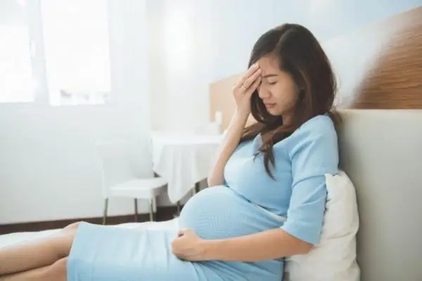 Ho Mọc Tóc Khi Mang Thai Kéo Dài Bao Lâu? Nguyên Nhân Và Cách Xử Lý