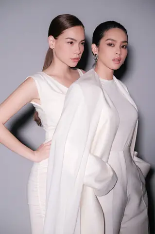 Hồ Ngọc Hà Và Tóc Tiên: Những Khoảnh Khắc Tỏa Sáng Và Mối Quan Hệ Sao Việt Hồ Ngọc Hà Và Tóc Tiên: Những Khoảnh Khắc Tỏa Sáng Và Mối Quan Hệ Sao Việt
