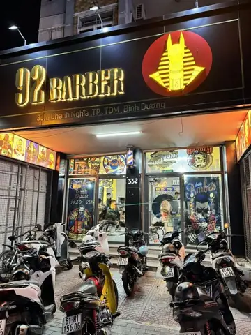 Hớt Tóc Massage Bình Dương: Trải Nghiệm Thư Giãn & Chăm Sóc Tóc Toàn Diện