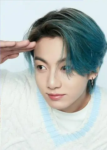 Jungkook Nhuộm Tóc 2 Màu: Khám Phá Các Kiểu Tóc Độc Đáo Và Gây Sốt Của Idol Bts