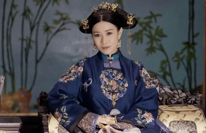 Kế Hoàng Hậu Cắt Tóc: Bí Ẩn Đằng Sau Hành Động Gây Chấn Động Càn Long Kế Hoàng Hậu Cắt Tóc: Bí Ẩn Đằng Sau Hành Động Gây Chấn Động Càn Long