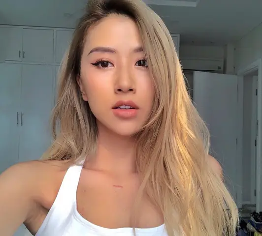 Khi Nắng Vàng Tươi Nhuộm Tóc Ai: Lời Bài Hát "cánh Thiệp Đầu Xuân" Và Ý Nghĩa Mùa Xuân Khi Nắng Vàng Tươi Nhuộm Tóc Ai: Lời Bài Hát "cánh Thiệp Đầu Xuân" Và Ý Nghĩa Mùa Xuân