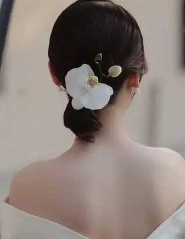 Top Kiểu Tóc Cô Dâu Tóc Ngắn: 25+ Ý Tưởng Đẹp, Sang Trọng Cho Ngày Cưới