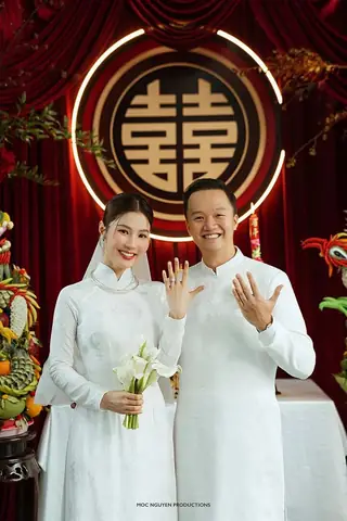 30+ Kiểu Tóc Cho Lễ Đính Hôn Đẹp, Sang Trọng Và Đơn Giản Cho Cô Dâu
