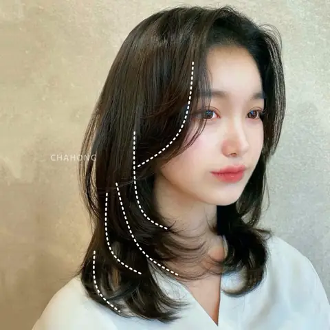 Kiểu Tóc Cho Người Gò Má Cao: Giải Pháp Tối Ưu Diện Mạo, Che Khuyết Điểm Hiệu Quả