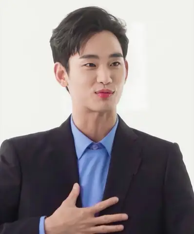 Kiểu Tóc Kim Soo Hyun: Phong Cách Biến Hóa Từ Lãng Tử Đến Lịch Lãm Kiểu Tóc Kim Soo Hyun: Phong Cách Biến Hóa Từ Lãng Tử Đến Lịch Lãm