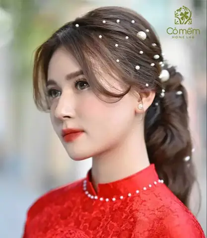 15+ Kiểu Tóc Phù Hợp Với Áo Dài Cách Tân: Tôn Vẻ Đẹp Duyên Dáng, Thanh Lịch 15+ Kiểu Tóc Phù Hợp Với Áo Dài Cách Tân: Tôn Vẻ Đẹp Duyên Dáng, Thanh Lịch