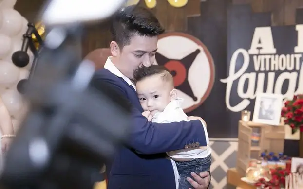 Kiểu Tóc Tiến Dũng The Men: Phong Cách Ấn Tượng & Cách Sở Hữu Kiểu Tóc Tiến Dũng The Men: Phong Cách Ấn Tượng & Cách Sở Hữu