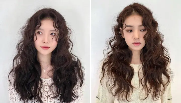 30+ Kiểu Tóc Uốn Dài Đẹp Nhất Cho Khuôn Mặt Tròn Che Khuyết Điểm & Thon Gọn 30+ Kiểu Tóc Uốn Dài Đẹp Nhất Cho Khuôn Mặt Tròn Che Khuyết Điểm & Thon Gọn