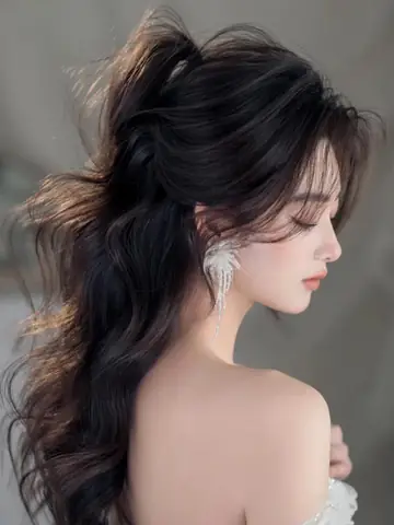 Hướng Dẫn Chi Tiết Cách Làm Tóc Đi Tiệc Cho Tóc Dài Sang Trọng & Thu Hút Hướng Dẫn Chi Tiết Cách Làm Tóc Đi Tiệc Cho Tóc Dài Sang Trọng & Thu Hút