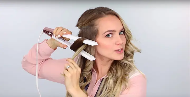 Bí Quyết Làm Tóc Xoăn Bằng Máy Ép Mini Đẹp Chuẩn Salon Tại Nhà