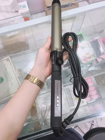 Máy Uốn Tóc Size 19mm: Bí Quyết Tạo Kiểu Lọn Phồng Tự Nhiên Chuẩn Salon Máy Uốn Tóc Size 19mm: Bí Quyết Tạo Kiểu Lọn Phồng Tự Nhiên Chuẩn Salon