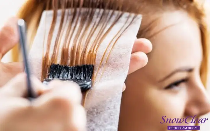 Nhuộm Tóc 2 Lần Liên Tiếp Có Sao Không? Thời Gian An Toàn & Cách Phục Hồi