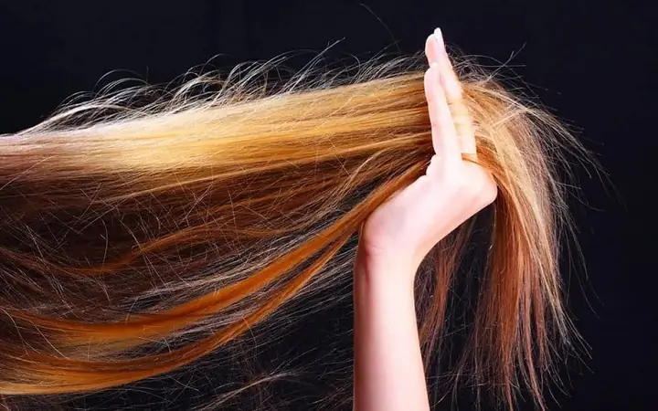 Nhuộm Tóc Không Lên Màu: Có Nên Nhuộm Lại Ngay? Chuyên Gia Giải Đáp Chi Tiết