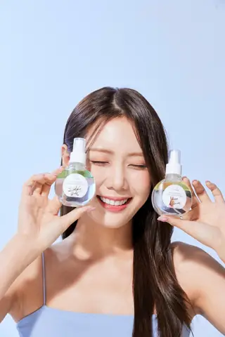Nước Hoa Tóc Giá Rẻ: Top Chai Thơm Lâu, Quyến Rũ Dưới 200k
