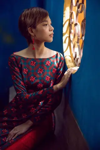 Phí Phương Anh Tóc Ngắn: Phong Cách Nào Khiến Cô Nàng Thăng Hạng Sắc Đẹp? Phí Phương Anh Tóc Ngắn: Phong Cách Nào Khiến Cô Nàng Thăng Hạng Sắc Đẹp?