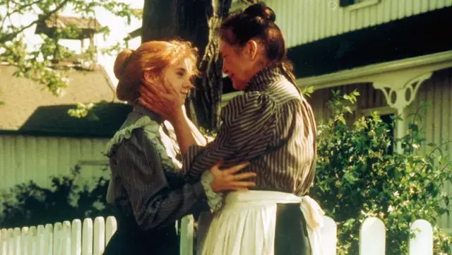 Phim Anne Tóc Đỏ 1985: Hé Mở Thế Giới Cổ Tích Của Anne Shirley Tại Green Gables Phim Anne Tóc Đỏ 1985: Hé Mở Thế Giới Cổ Tích Của Anne Shirley Tại Green Gables