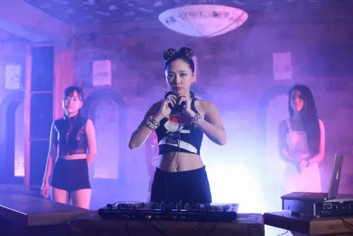 Phim "già Gân, Mỹ Nhân Và Găng Tơ": Hoài Linh, Tóc Tiên Và Những Góc Khuất Hài Hước Phim "già Gân, Mỹ Nhân Và Găng Tơ": Hoài Linh, Tóc Tiên Và Những Góc Khuất Hài Hước