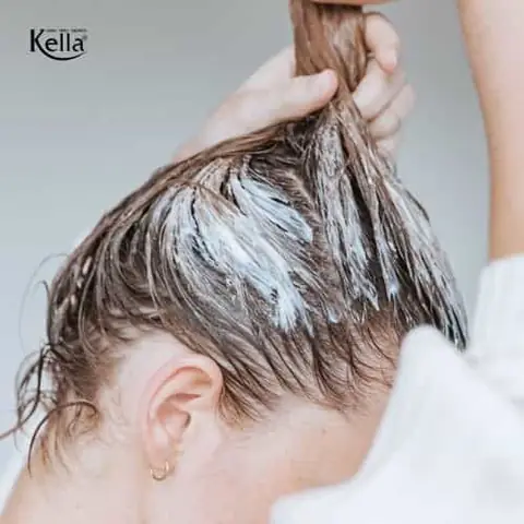 Quy Trình Hấp Dầu Cho Tóc: Hướng Dẫn Chi Tiết Từ A-z Giúp Tóc Mềm Mượt Như Salon Quy Trình Hấp Dầu Cho Tóc: Hướng Dẫn Chi Tiết Từ A-z Giúp Tóc Mềm Mượt Như Salon