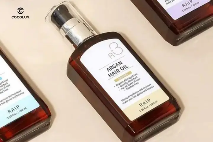Review Dầu Dưỡng Tóc Raip R3 Argan Hair Oil: Tóc Mềm Mượt, Óng Ả Tự Nhiên Review Dầu Dưỡng Tóc Raip R3 Argan Hair Oil: Tóc Mềm Mượt, Óng Ả Tự Nhiên