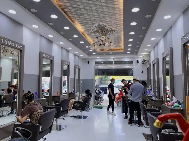Top Salon Tóc Đẹp Và Uy Tín Nhất Bình Dương: Khu Vực- Dịch Vụ Nổi Bật Top Salon Tóc Đẹp Và Uy Tín Nhất Bình Dương: Khu Vực- Dịch Vụ Nổi Bật
